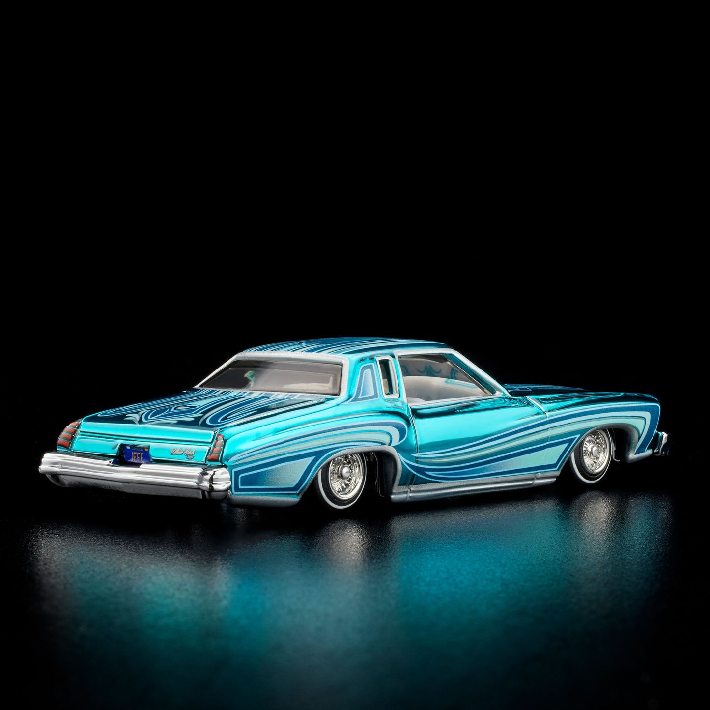 Hot Wheels RLC Exclusive 1975 Chevrolet Monte Carlo Lowrider