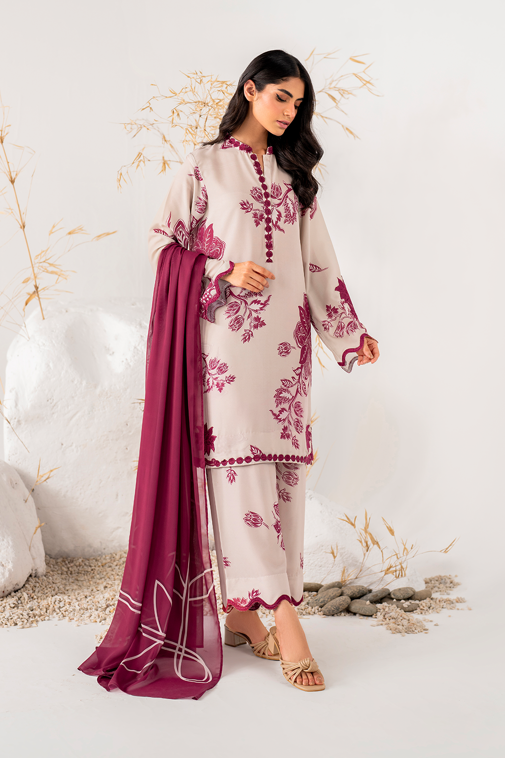 Iznik IP-236 Printed Georgette Suit