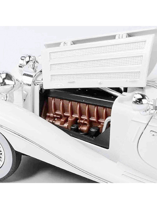 Mercedes Benz 500K Model 1:24 Scale Diecast Car - Metal Collectible