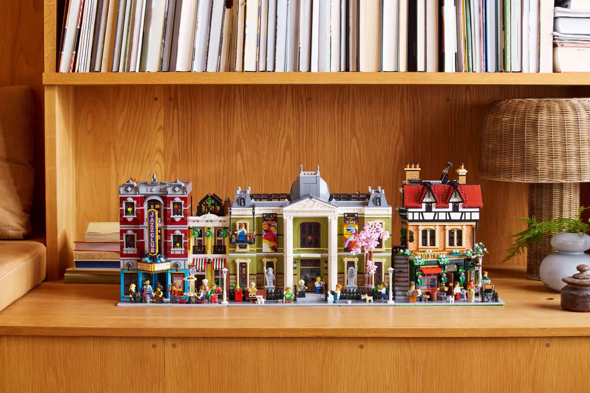 Tudor Corner LEGO