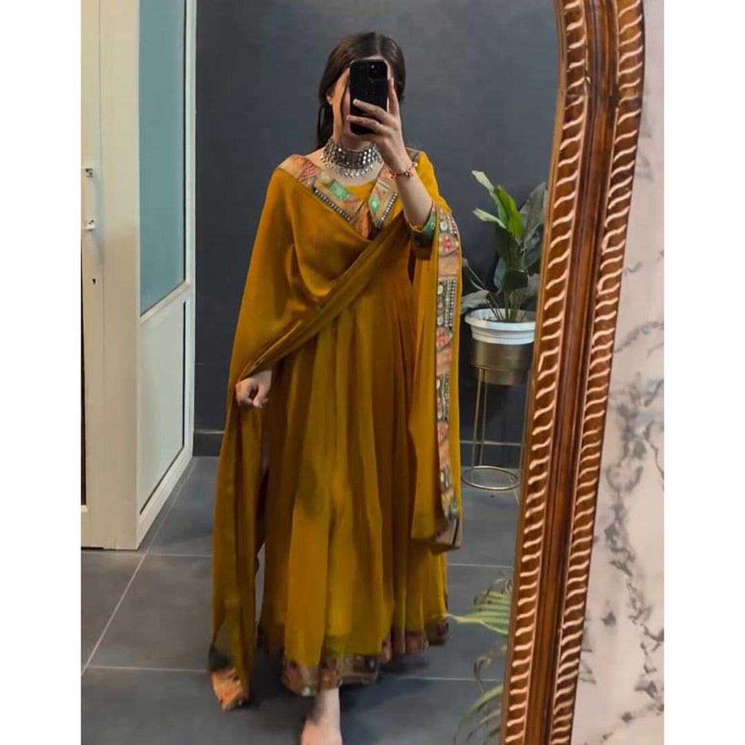 YELLOW PLAIN DESIGNER KURTI WITH LACE BORDER HEAVY DUPATTA