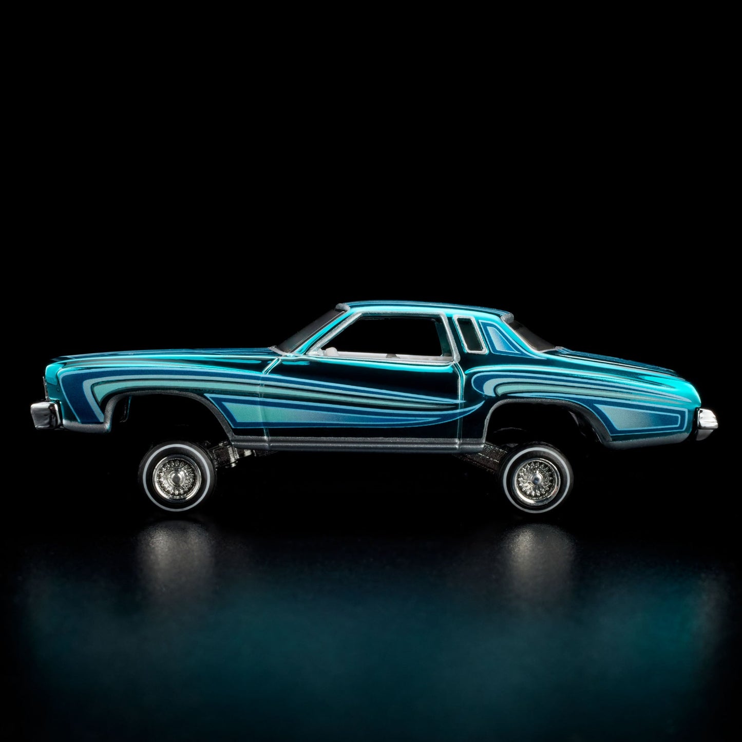Hot Wheels RLC Exclusive 1975 Chevrolet Monte Carlo Lowrider