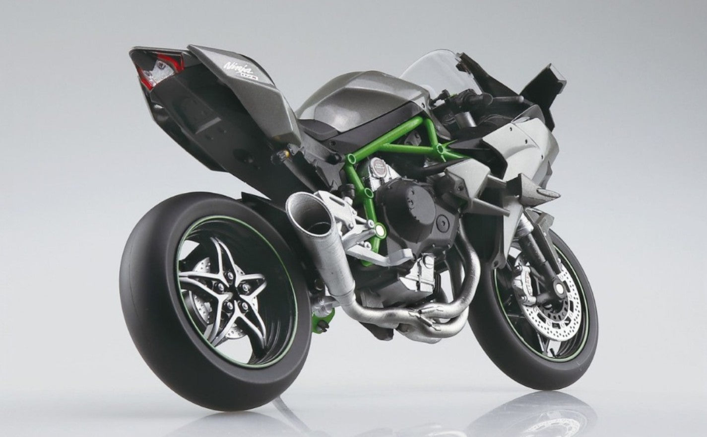 Kawasaki Ninja H2R Scale Model bike collectible 1:9 - Big Size