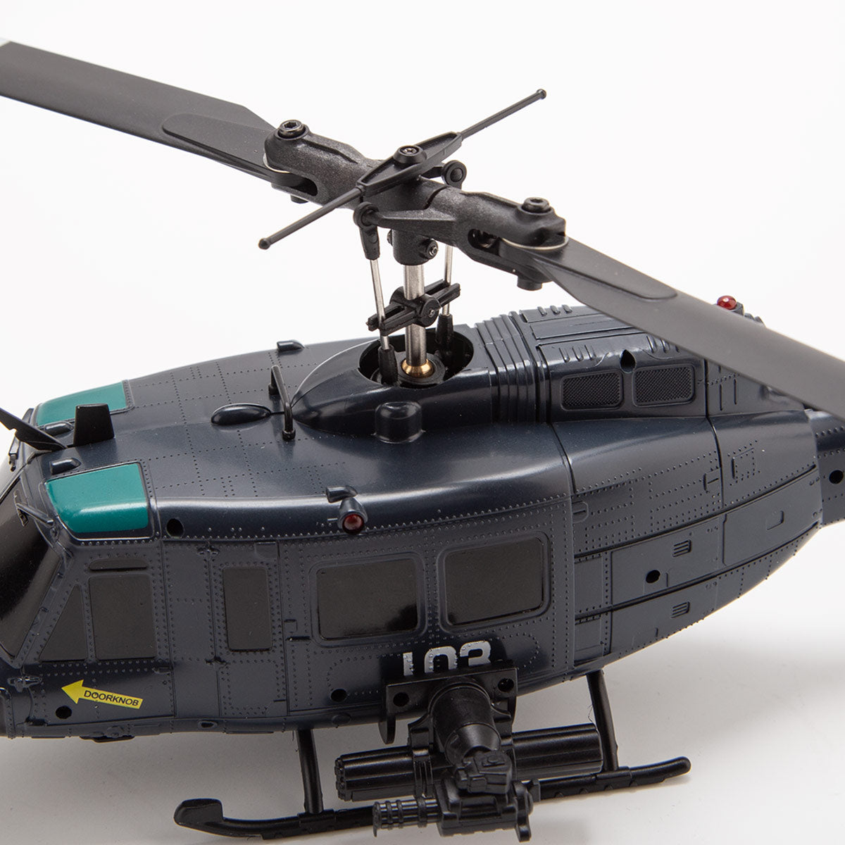 C032 1/48 Scale UH-1 Huey 2.4G 6CH Flybarless RC Helicopter Model (RTF Version)