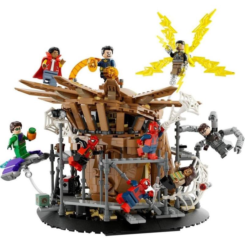 LEGO Marvel Spider Man Final Battle Building Blocks Set - 900 Pieces | 76261