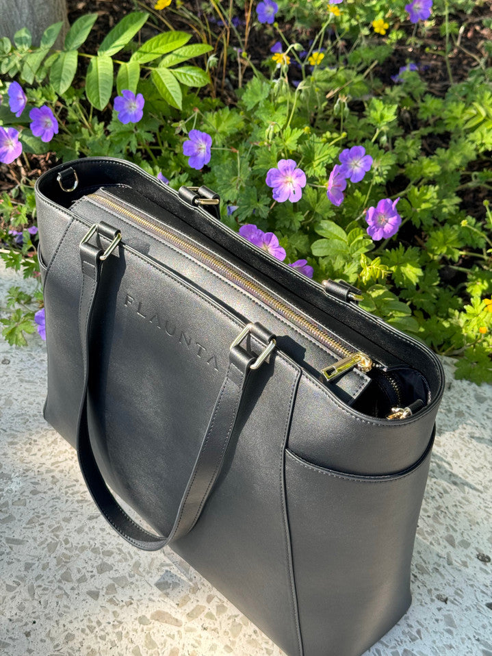 The Modern Zipped Tote Bag