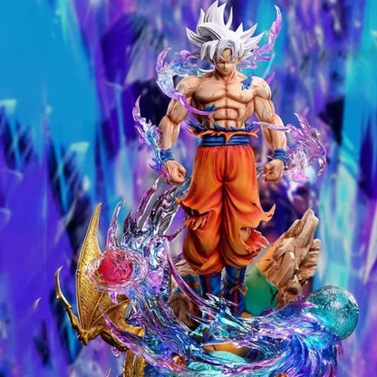Ultra instinct Goku 30cm action figure