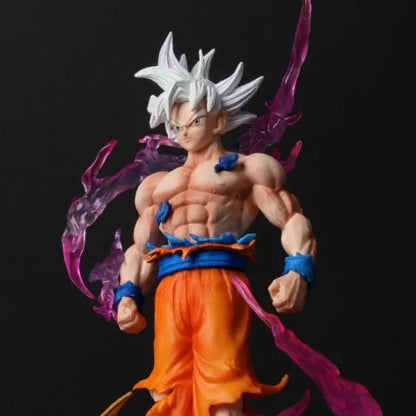 Ultra instinct Goku 30cm action figure