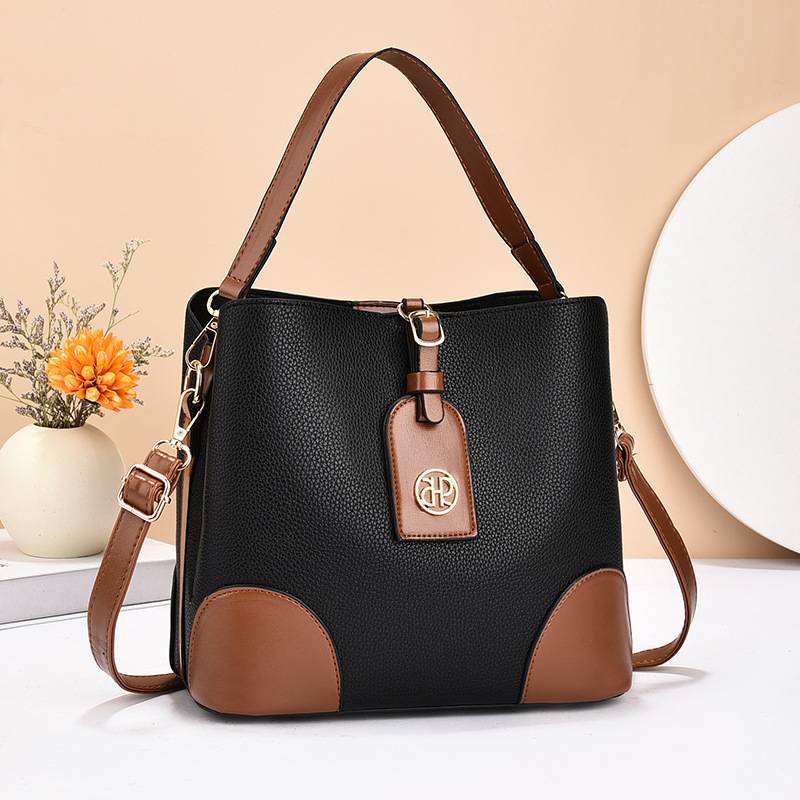 Large capacity bucket shoulderbag (BUY 1 GET 1 FREE)