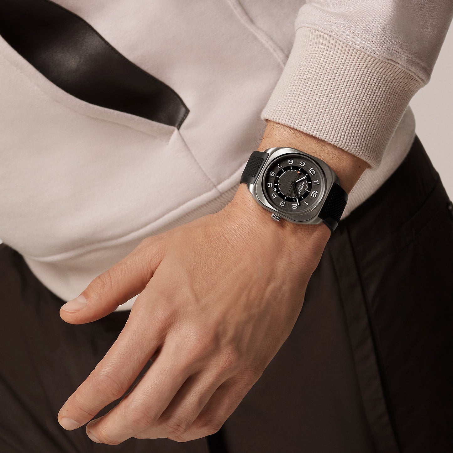 Hermès H08 watch, 42 mm